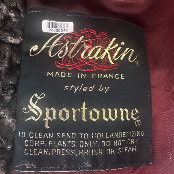 ASTRAKIN Made in France Styled by SPORTTOWNE Vintage 60s Persian Lamb Coat - Picture 7 of 9